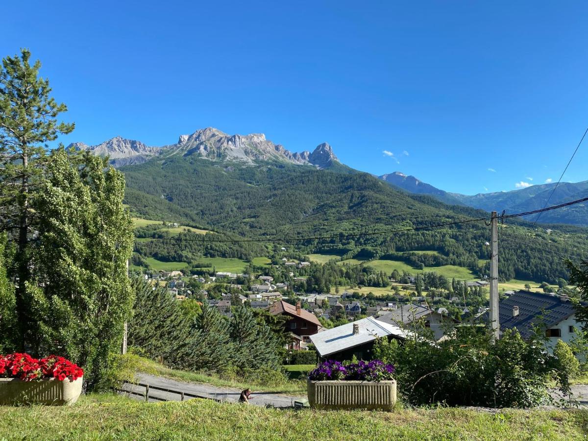 Soleil Et Vue Daire Barcelonnette Dış mekan fotoğraf